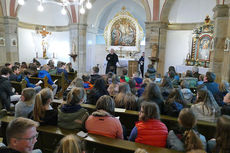 Ökumenischer Jugendkreuzweg in Naumburg (Foto: Karl-Franz Thiede)